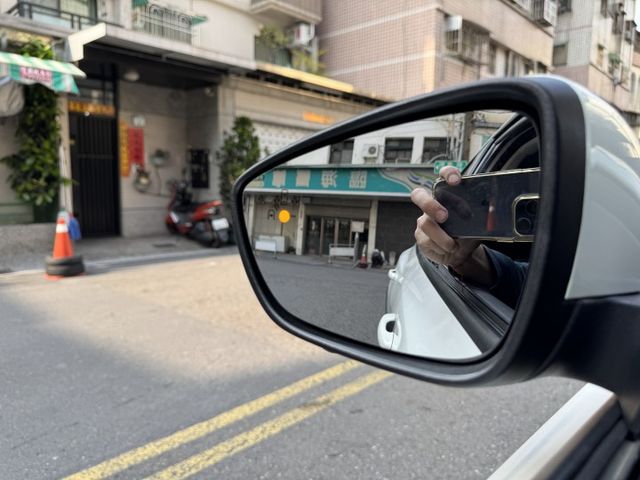 ★ACTIVE任性版+選配環景影像/升級原廠六年保固~僅跑3萬原鈑件，全原廠保養紀錄，IKEY.LV2.B&O.盲點★  第20張相片