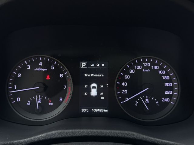 ★小改款稀有旗艦版~環景影像.全景天窗.電尾門.IKEY.電動椅.導航.盲點.CARPLAY，認證車原鈑件，可全額貸款★  第10張相片