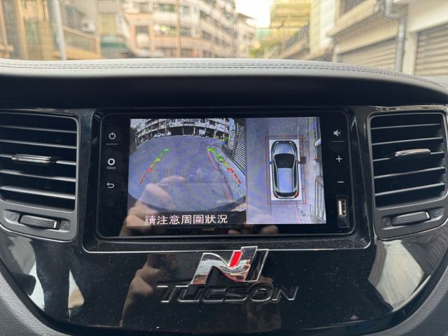 ★小改款稀有旗艦版~環景影像.全景天窗.電尾門.IKEY.電動椅.導航.盲點.CARPLAY，認證車原鈑件，可全額貸款★  第13張相片