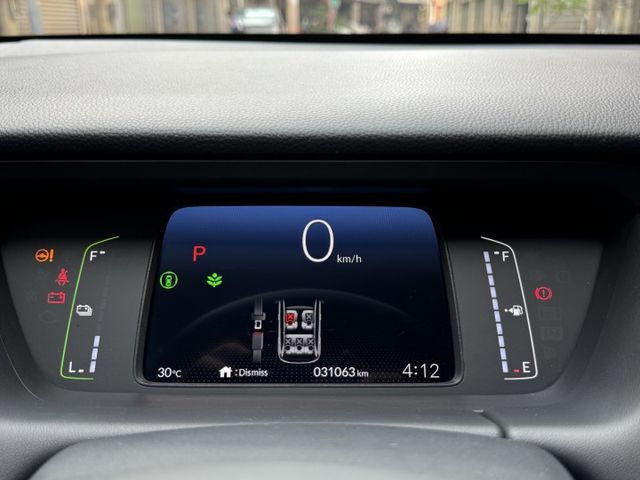 ★油電旗艦版~認證車原鈑件，IKEY.盲點.LV2.CARPLAY.LED頭燈，市區平均一公升可跑39公里超級省油★  第6張相片