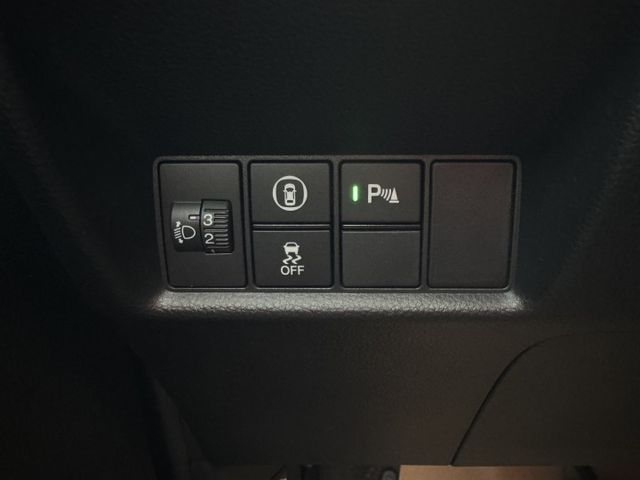 ★油電旗艦版~認證車原鈑件，IKEY.盲點.LV2.CARPLAY.LED頭燈，市區平均一公升可跑39公里超級省油★  第11張相片