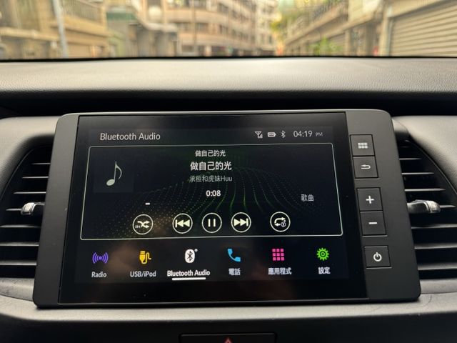 ★油電旗艦版~認證車原鈑件，IKEY.盲點.LV2.CARPLAY.LED頭燈，市區平均一公升可跑39公里超級省油★  第13張相片