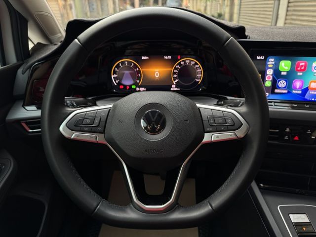 ★年底車23年式1.5渦輪STYLE版~原廠保養紀錄，認證車原鈑，IKEY.LV2.自動停車.記憶電動椅.盲點.LED★  第7張相片