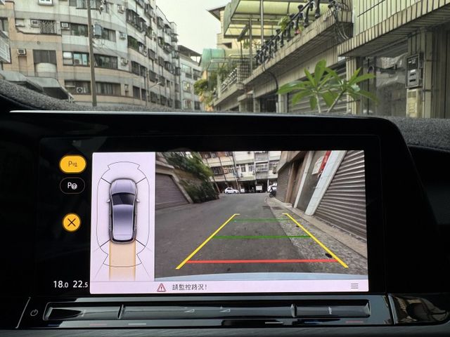 ★年底車23年式1.5渦輪STYLE版~原廠保養紀錄，認證車原鈑，IKEY.LV2.自動停車.記憶電動椅.盲點.LED★  第16張相片