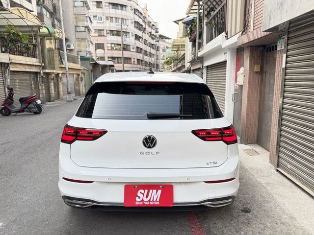 ★年底車23年式1.5渦輪STYLE版~原廠保養紀錄，認證車原鈑，IKEY.LV2.自動停車.記憶電動椅.盲點.LED★  第18張相片