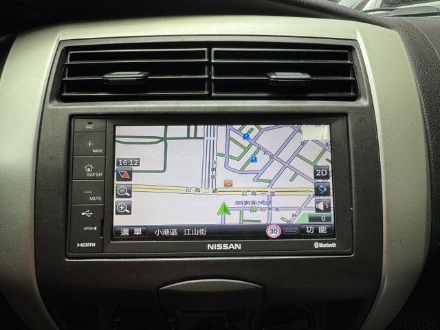 ★精裝影音版~認證車原鈑件，衛星導航.數位電視.倒車顯影.胎壓偵測.前雷達，最美白色系，可全額貸款★  第10張相片