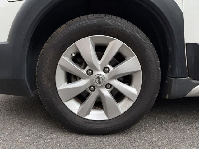 ★精裝影音版~認證車原鈑件，衛星導航.數位電視.倒車顯影.胎壓偵測.前雷達，最美白色系，可全額貸款★  第19張相片