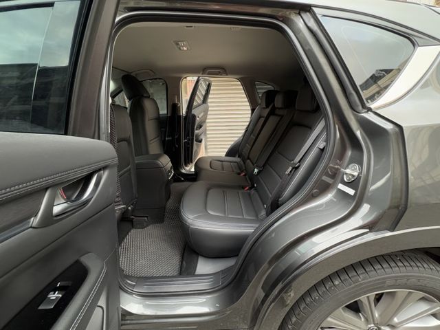 ★最高規Select Plus版~僅跑1萬，認證車原鈑件，雙電動/通風椅.環景影像.LV2.BOSE音響.盲點.電尾門★  第4張相片