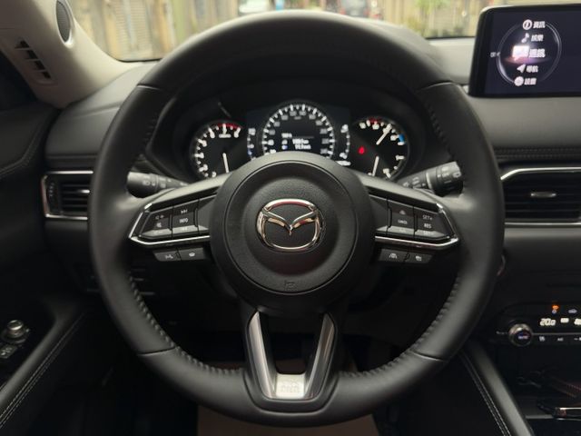 ★最高規Select Plus版~僅跑1萬，認證車原鈑件，雙電動/通風椅.環景影像.LV2.BOSE音響.盲點.電尾門★  第14張相片