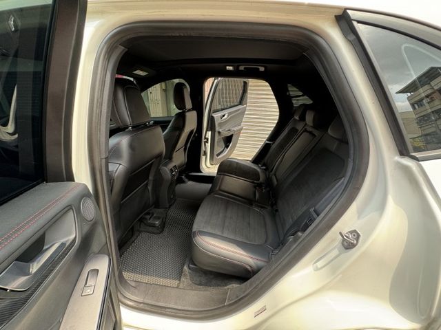 ★年底車21年式最好看ST-LINE版~2.0渦輪才有力更好開，全景天窗.電尾門.LV2.盲點.B&O音響，認證車原鈑★  第4張相片