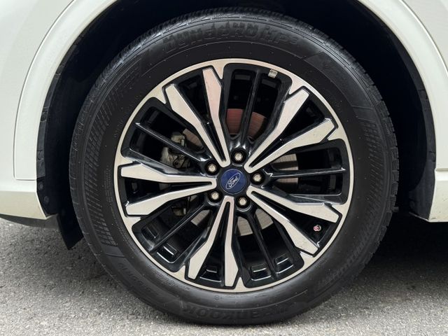 ★年底車21年式最好看ST-LINE版~2.0渦輪才有力更好開，全景天窗.電尾門.LV2.盲點.B&O音響，認證車原鈑★  第20張相片