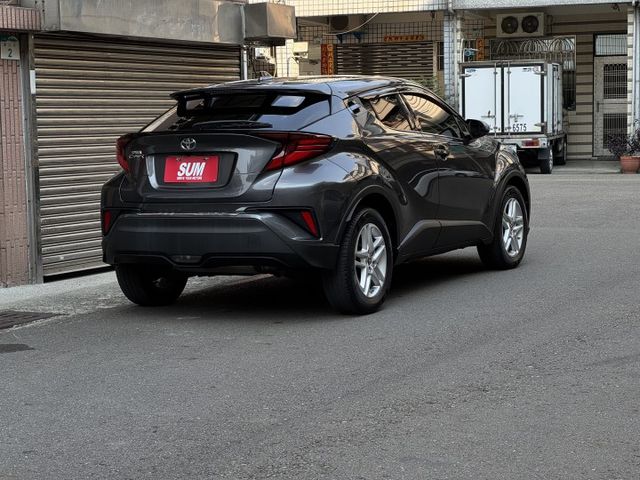 ★1.2渦輪豪華精裝特仕版~僅跑2.5萬，認證車原鈑件，IKEY.LV2.盲點.導航.HUD.CARPLAY.電動椅★  第2張相片