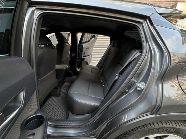 ★1.2渦輪豪華精裝特仕版~僅跑2.5萬，認證車原鈑件，IKEY.LV2.盲點.導航.HUD.CARPLAY.電動椅★  第4張相片