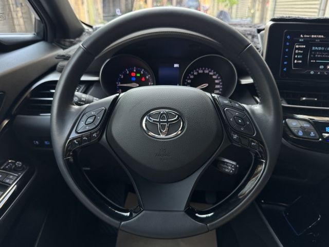 ★1.2渦輪豪華精裝特仕版~僅跑2.5萬，認證車原鈑件，IKEY.LV2.盲點.導航.HUD.CARPLAY.電動椅★  第7張相片