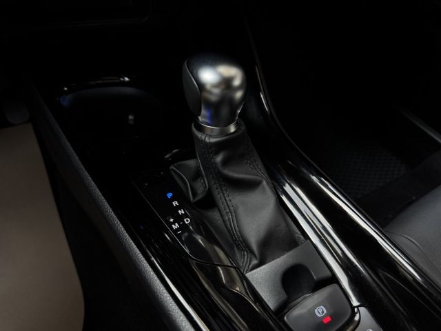 ★1.2渦輪豪華精裝特仕版~僅跑2.5萬，認證車原鈑件，IKEY.LV2.盲點.導航.HUD.CARPLAY.電動椅★  第12張相片