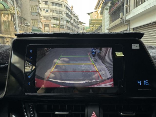 ★1.2渦輪豪華精裝特仕版~僅跑2.5萬，認證車原鈑件，IKEY.LV2.盲點.導航.HUD.CARPLAY.電動椅★  第16張相片