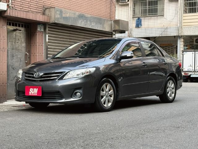 ★僅跑6萬超級美車~全新小改款七速手自排/晶鑽後尾燈+升級大螢幕安卓影音，認證車原鈑件，定速.恆溫.導航.倒車顯影★  第1張相片