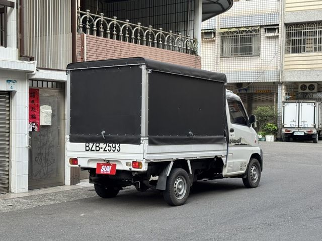 ★全車原鈑件認證車~加裝:三面帆布(側部可對折)/橡膠底板/電動窗/順風板/電子後視鏡，內裝漂亮冷氣很涼，本月特惠價★  第2張相片