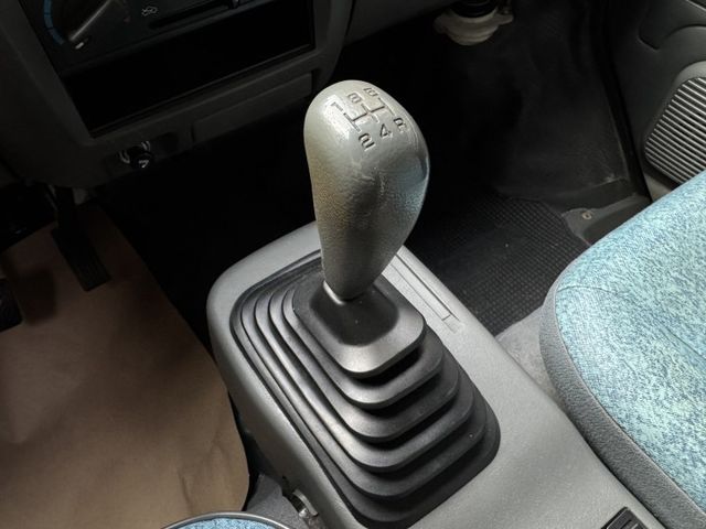 ★全車原鈑件認證車~加裝:三面帆布(側部可對折)/橡膠底板/電動窗/順風板/電子後視鏡，內裝漂亮冷氣很涼，本月特惠價★  第14張相片