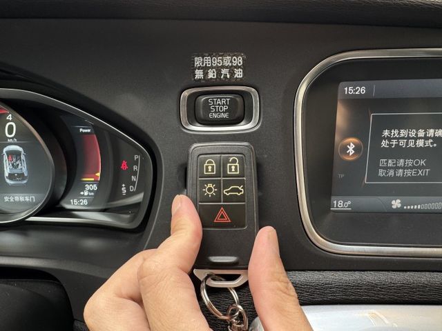 ★超美瑞典小坦克V40 T4僅跑8萬超低里程(附紀錄)~原鈑件認證車/本月促銷一口價，挑戰全國最低價★  第9張相片