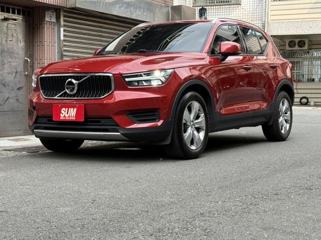 ★小改款高規領袖版僅跑4萬超低里程/原鈑件認證車，360環景.電動椅.Lv2跟車系統，可全額貸款購車★  第1張相片