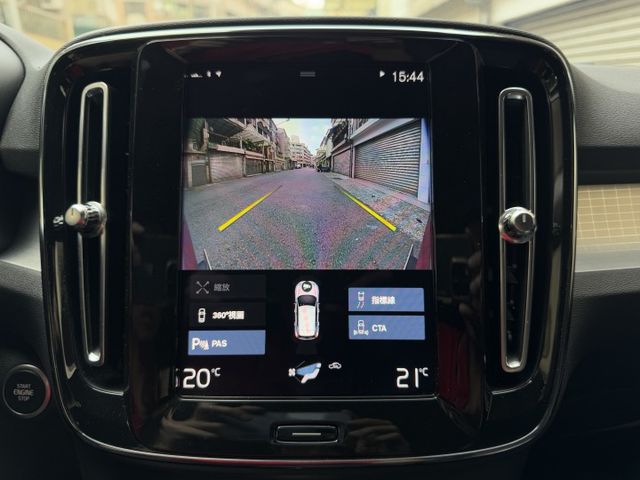 ★小改款高規領袖版僅跑4萬超低里程/原鈑件認證車，360環景.電動椅.Lv2跟車系統，可全額貸款購車★  第16張相片