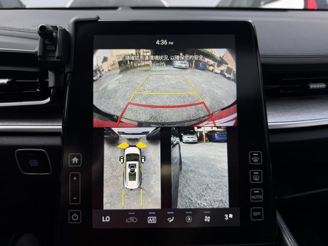 ★挑戰全台最低價旗艦版車型/原鈑件認證車~電滑門.全景天窗.360環景.電動椅.Lv2跟車，可全額貸款申辦新車利率★  第16張相片