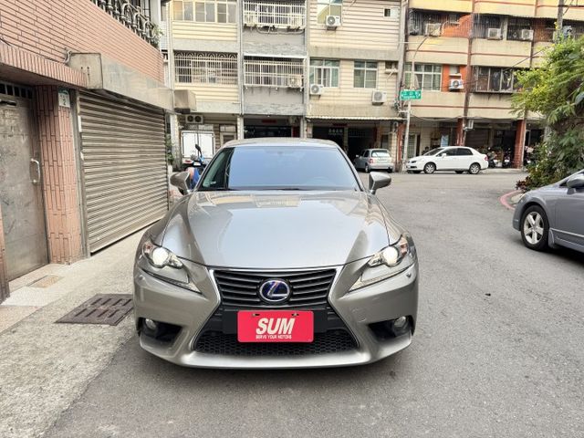 ★僅跑10萬公里至今原廠保養(附紀錄)，一公升可跑20公里以上，內裝外觀猶如新車&有認證原鈑件買的才安心★  第8張相片