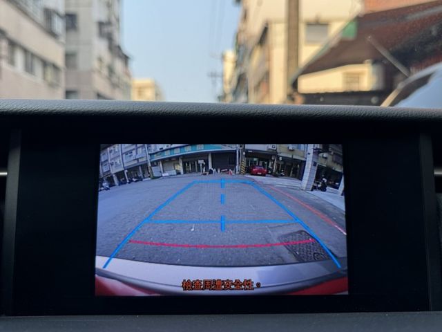 ★僅跑10萬公里至今原廠保養(附紀錄)，一公升可跑20公里以上，內裝外觀猶如新車&有認證原鈑件買的才安心★  第16張相片