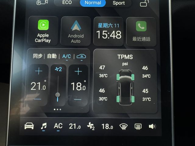 ★全程原廠保養/該換都已換~底盤猶如新車無聲無息，內裝外觀非常美觀，全車原鈑件認證車，開過電動車就回不去了★  第19張相片