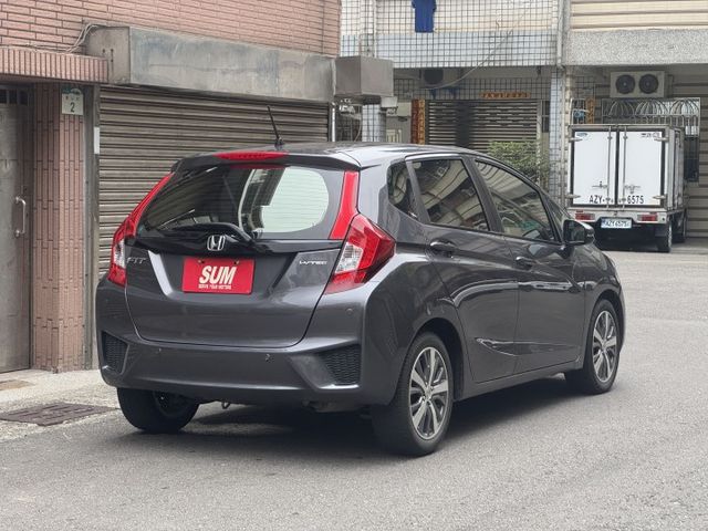 ★全新改款新車頭空間更大~僅跑5萬超低里程，定速.換檔撥片.恆溫.音響快撥鍵.節能模式，認證車可全額貸款，省油代步首選★  第2張相片