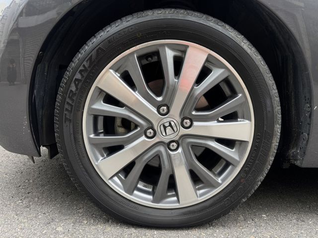 ★全新改款新車頭空間更大~僅跑5萬超低里程，定速.換檔撥片.恆溫.音響快撥鍵.節能模式，認證車可全額貸款，省油代步首選★  第16張相片