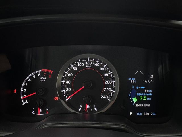 ★超美白色豪華版+升級10萬雙精裝特仕~僅跑6萬，IKEY.LV2.導航.CARPLAY.HUD.迎賓踏板，認證車原鈑★  第6張相片