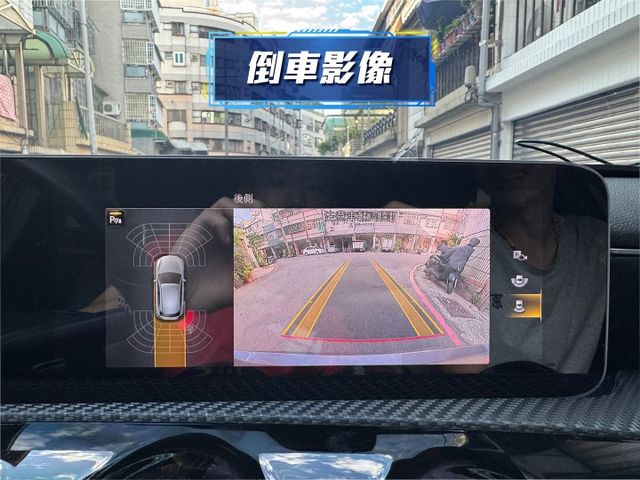★特價全新改款19年式新車頭~僅跑5萬多，認證車原鈑件，IKEY.CARPLAY導航.倒車顯影.電動椅.LED，可全貸★  第15張相片