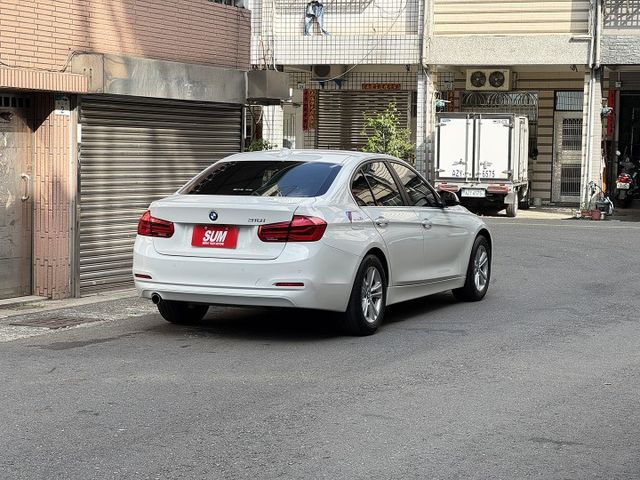 ★小改款安全配備大升級有盲點/AEB/車道偏移+升級大螢幕導航~認證車原鈑，IKEY.定速.LED頭燈.電動椅，可全貸★  第2張相片
