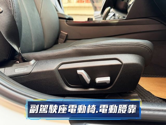 ★小改款安全配備大升級有盲點/AEB/車道偏移+升級大螢幕導航~認證車原鈑，IKEY.定速.LED頭燈.電動椅，可全貸★  第10張相片