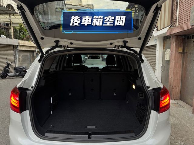 ★秒殺特價中~認證車原鈑件，IKEY.電尾門.LED頭燈.防滑系統.倒車顯影.電子手煞車，可全額貸款，比較後就知多便宜★  第16張相片