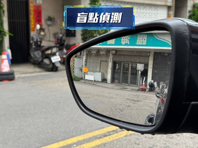 ★LOMMEL賽道版~認證車原鈑件，原廠大包.德制18吋鋁圈.智能LED頭燈.LV2.B&O音響.電動椅.盲點，可全貸★  第17張相片