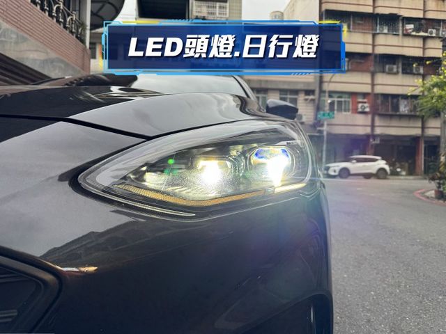 ★LOMMEL賽道版~認證車原鈑件，原廠大包.德制18吋鋁圈.智能LED頭燈.LV2.B&O音響.電動椅.盲點，可全貸★  第19張相片