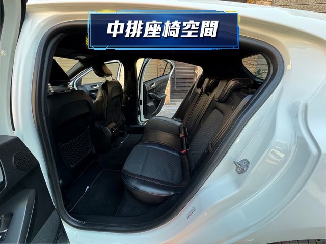 ★超美ST-LINE運動版~僅跑8萬多，認證車原鈑件，原廠大包.IKEY.LV2.盲點.HUD.B&O音響.LED頭燈★  第4張相片