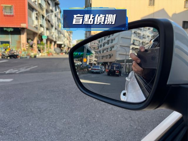 ★超美ST-LINE運動版~僅跑8萬多，認證車原鈑件，原廠大包.IKEY.LV2.盲點.HUD.B&O音響.LED頭燈★  第10張相片