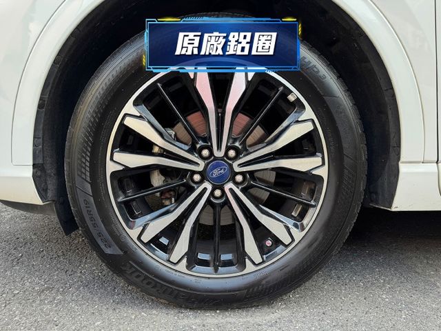 ★年底車21年式最好看ST-LINE版~2.0渦輪才有力更好開，全景天窗.電尾門.LV2.盲點.B&O音響，認證車原鈑★  第20張相片