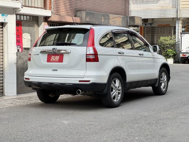 ★一樣的稅金當然要開2.4cc更有力更好開~定速.恆溫.導航.倒車顯影.電視.行車紀錄，認證車原鈑件，內裝外觀超級漂亮★  第2張相片