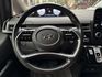 ★9人座高規雙電滑門(含感應功能)~IKEY.倒車顯影.無線CARPLAY.防滑系統，認證車原鈑件，可全額貸款★  第7張縮圖