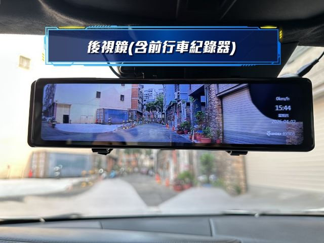 ★末代Q30 1.6渦輪頂級風尚版~低里程認證車原鈑，IKEY.環景.ACC.AEB.盲點.雙電動椅.車道偏移，可全貸★  第14張相片