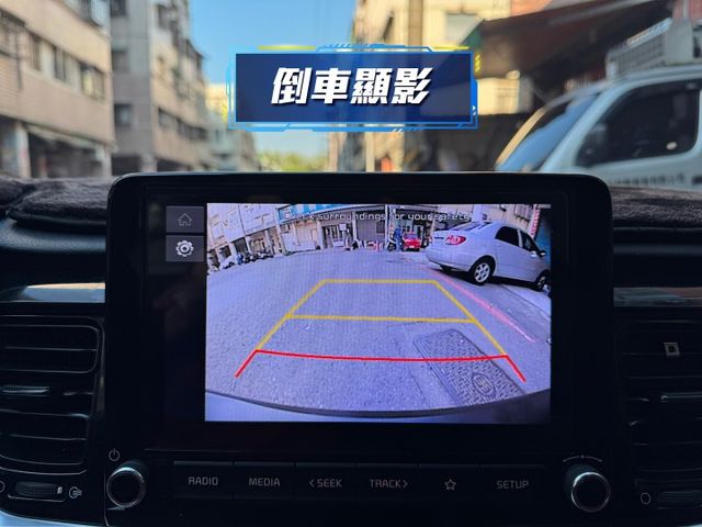 ★1.0渦輪油電高規驚艷版~挑戰全台最低價，IKEY.雙色套件.LV2.盲點.CARPLAY，認證車原鈑件，原廠保固中★  第11張相片