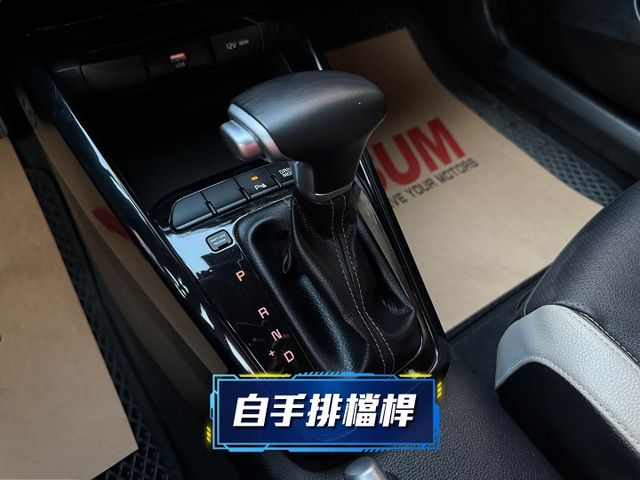 ★1.0渦輪油電高規驚艷版~挑戰全台最低價，IKEY.雙色套件.LV2.盲點.CARPLAY，認證車原鈑件，原廠保固中★  第15張相片