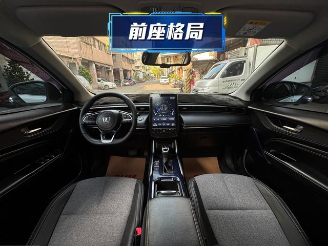 ★改款NEO車型外表更好看~僅跑4萬多雙色黑車頂，IKEY.環景.ACC.電尾門.盲點.CARPLAY.HUD，原鈑件★  第5張相片