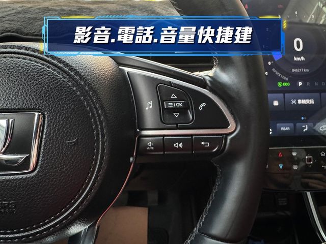 ★改款NEO車型外表更好看~僅跑4萬多雙色黑車頂，IKEY.環景.ACC.電尾門.盲點.CARPLAY.HUD，原鈑件★  第10張相片
