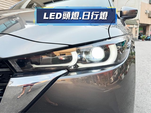 ★最高規Select Plus版~僅跑1萬，認證車原鈑件，雙電動/通風椅.環景影像.LV2.BOSE音響.盲點.電尾門★  第18張相片